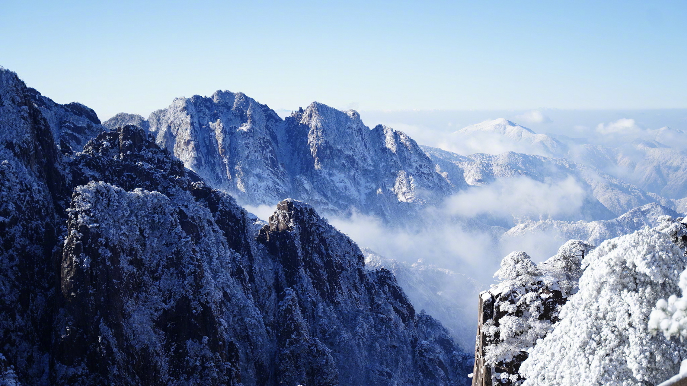 黄山：集名山美景与深厚文化于一身，冬雪成第五绝