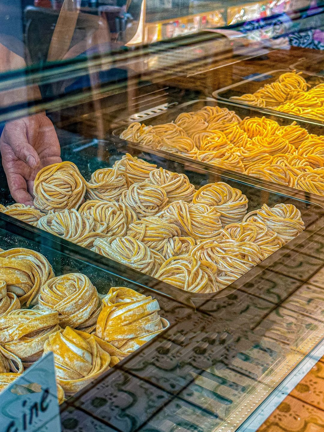 真的太爱长沙这家pasta 他们这里都是正宗的手工意面种类有hin多