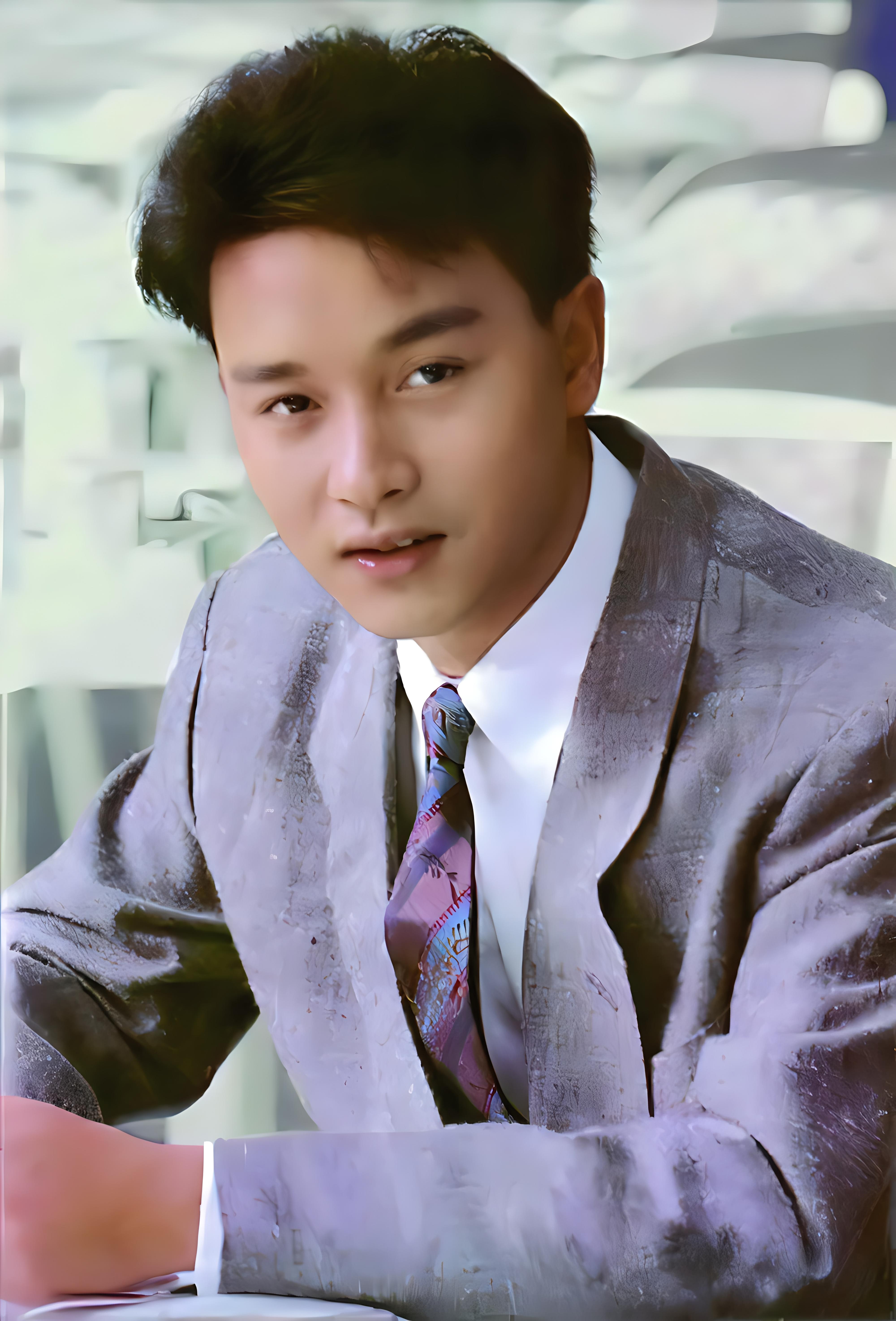 千人千面张国荣#随着时光的流转,又是一年四月一日的到来,那个我们深