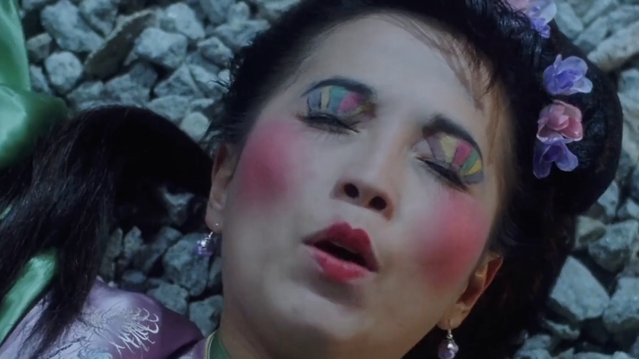 还记得风华绝代的石榴姐吗?