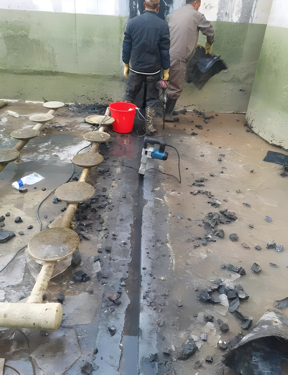 专业堵漏污水池渗水漏水选哪家堵漏公司 储水池伸缩缝沉降缝补漏