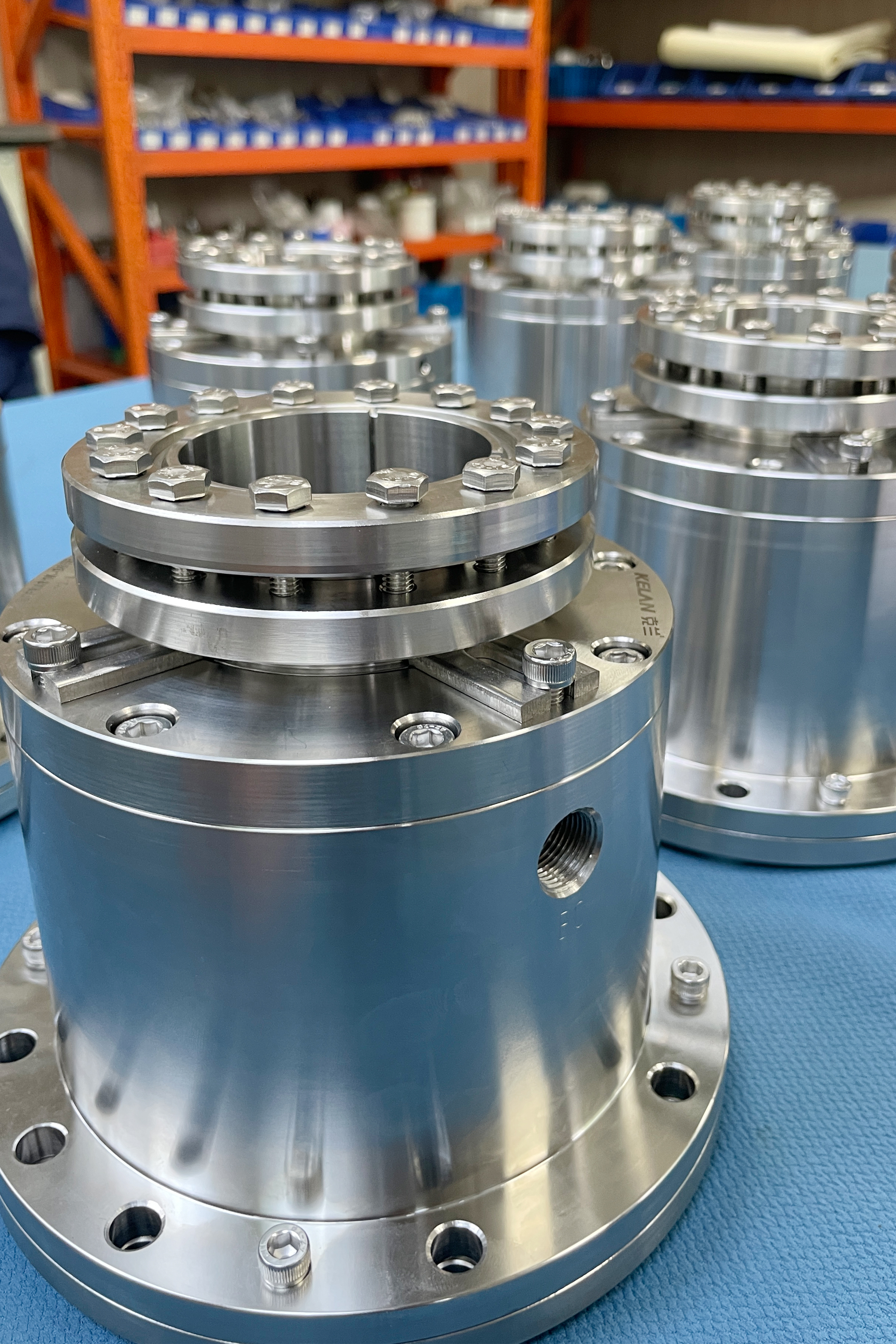 为什么砂磨机用机械密封摩擦副材料经常选择硬质合金?