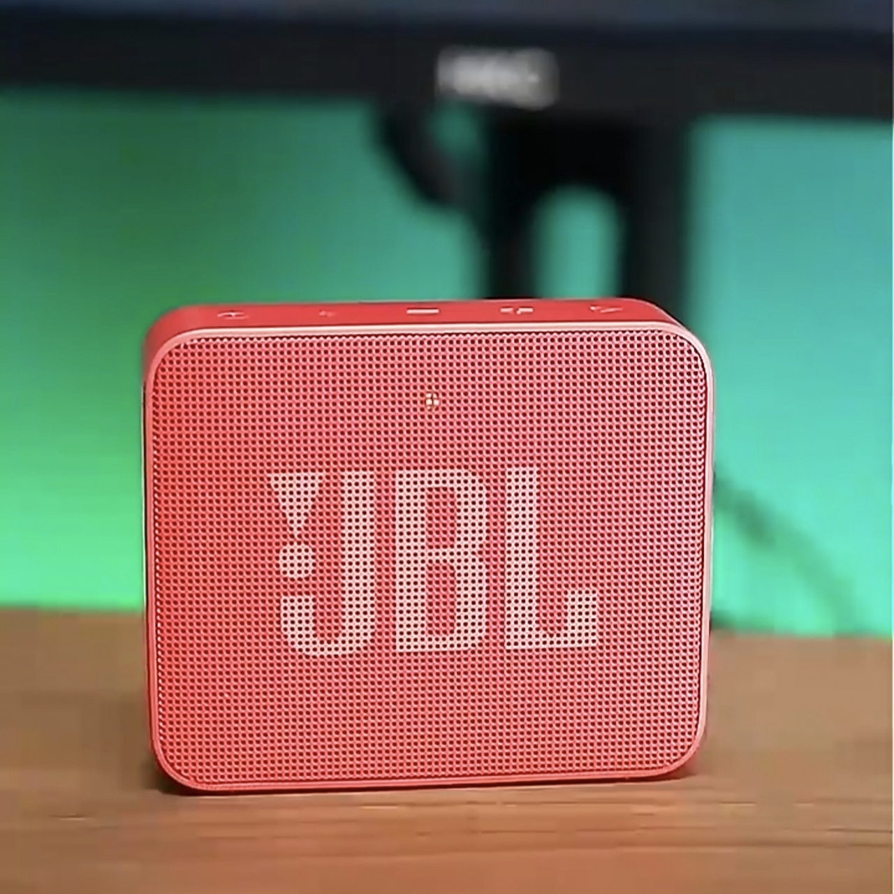 9990 jbl go essential青春版音乐金砖,小巧玲珑的音乐小怪兽来啦