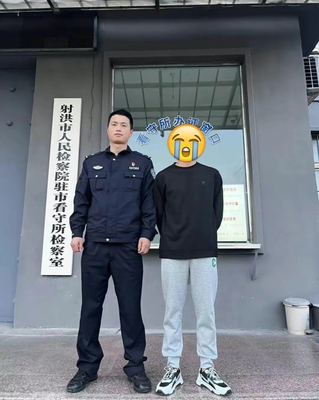 因为盗窃罪被判了六个月的一男子,在刑满释放之后仅四分钟又犯罪,不到