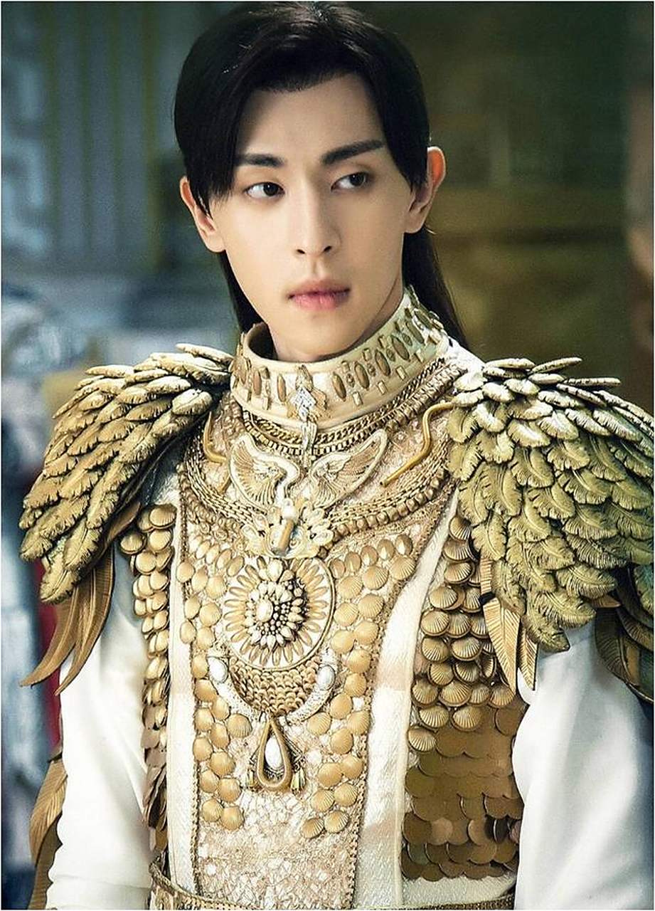 经纪人公钰涵助力巨大却难掩其过失!粉丝应援乱象曝光割韭菜?