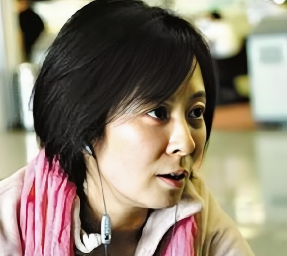 回顾王京花丈夫是演员董志华结婚30年被宠成宝儿子是她的骄傲