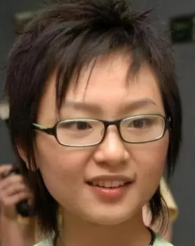 回顾周笔畅三段感情都失败38岁仍未婚喜欢享受独处的时光