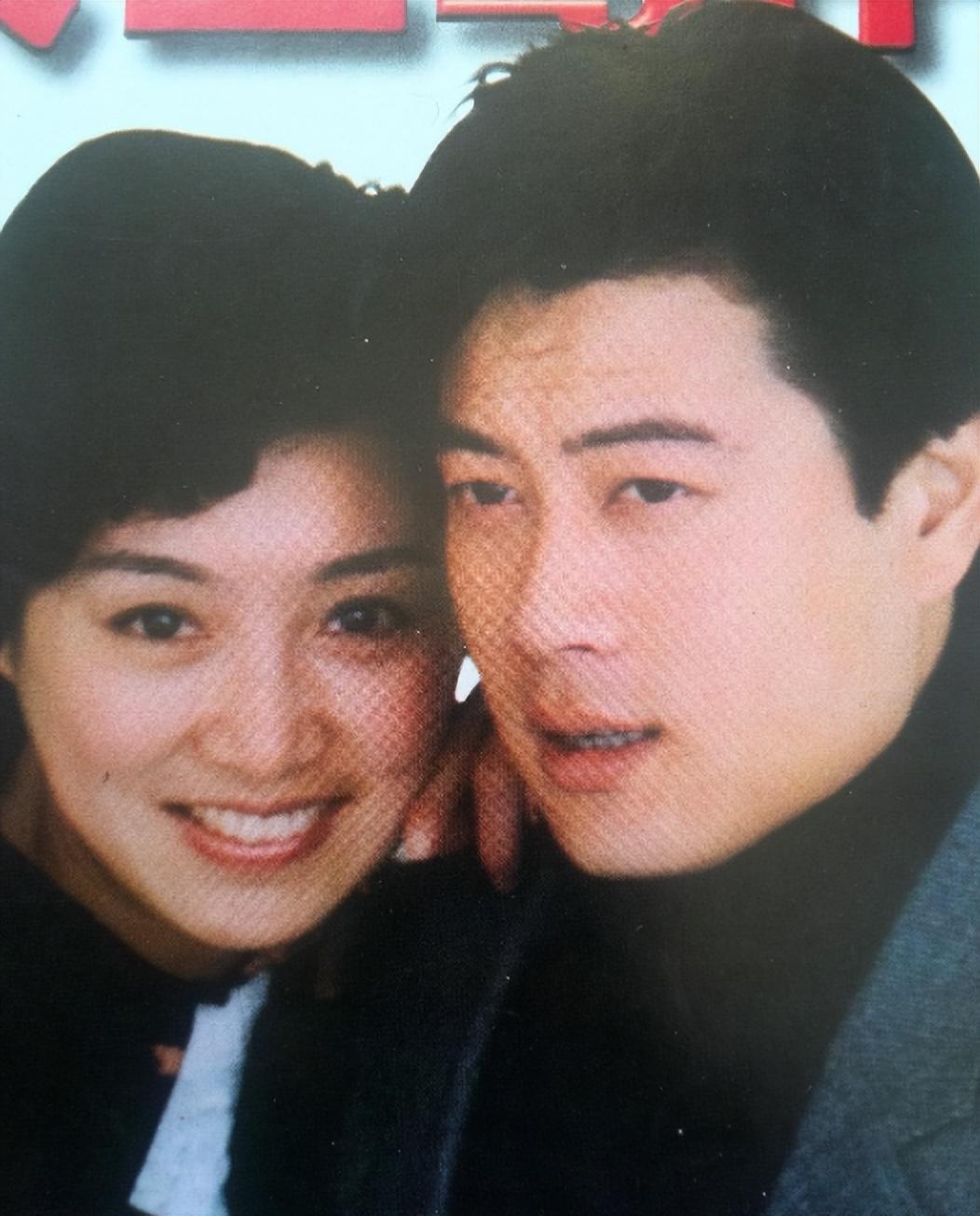 回顾演员巫刚跟前妻离婚后无儿无女晚年和陈瑾作伴