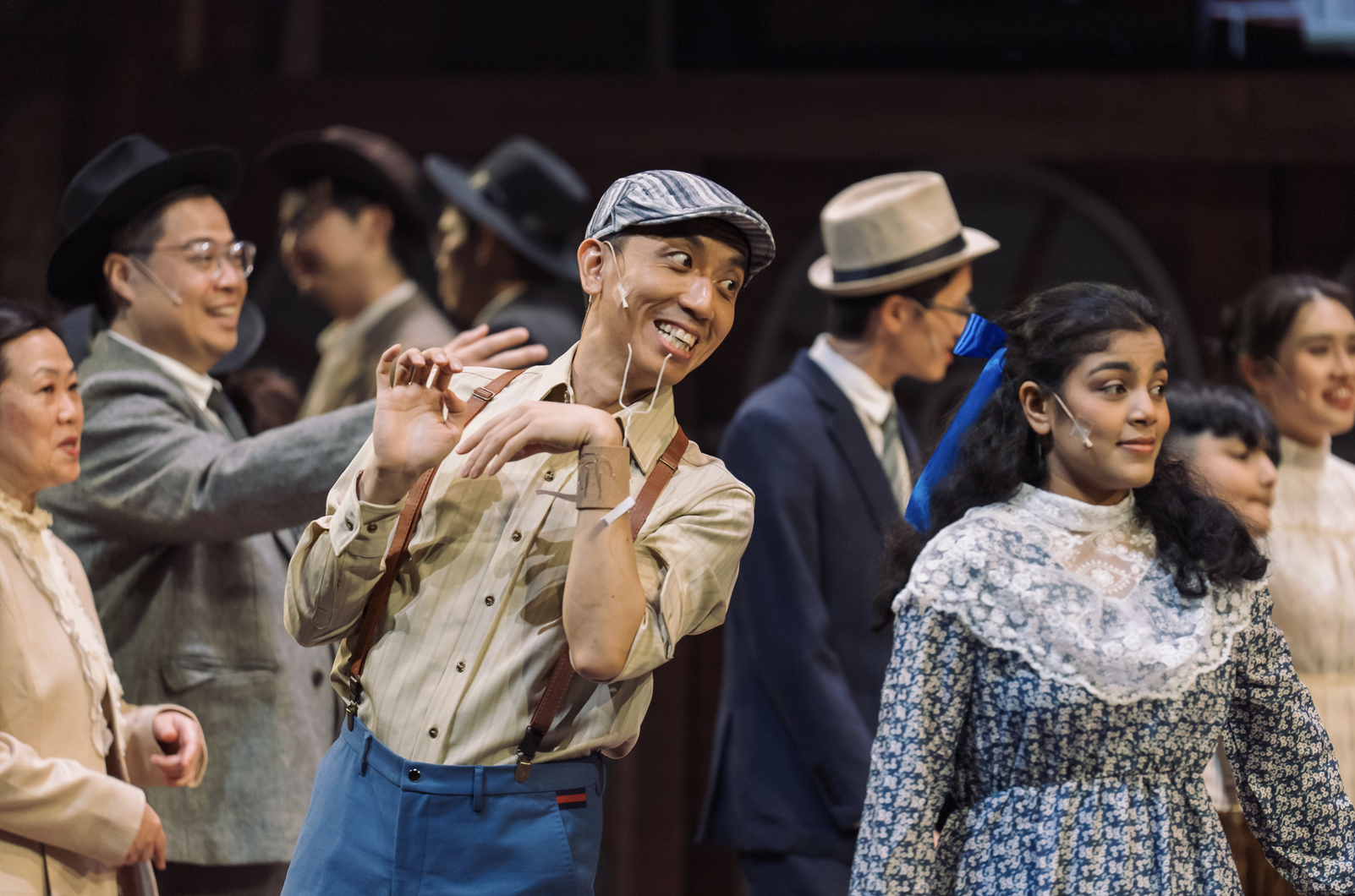 学习和连结社群的枢纽随着《the music man》最后一节音符在空中飘荡
