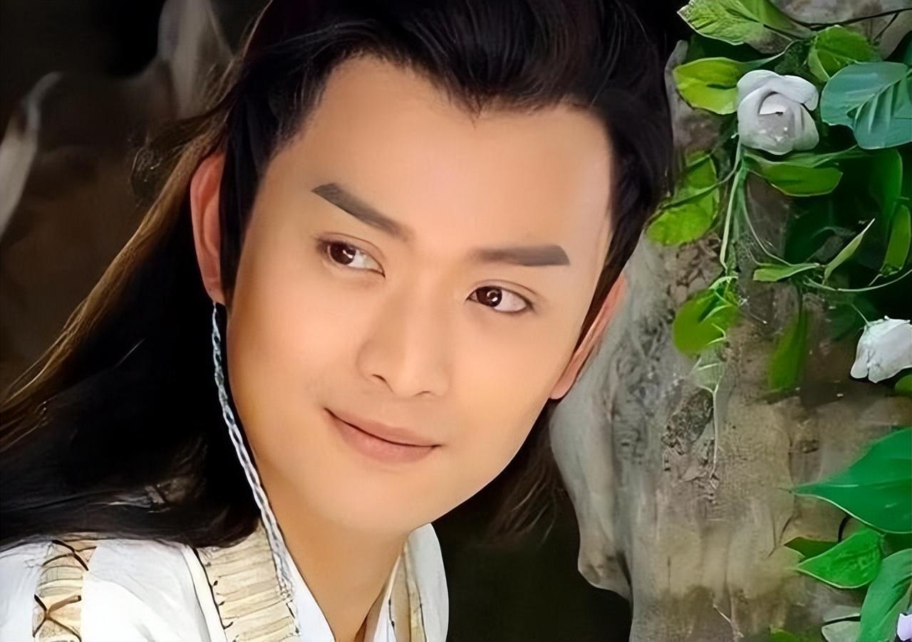 黄海冰再婚!与年轻伴侣离异,育有一对可爱子女