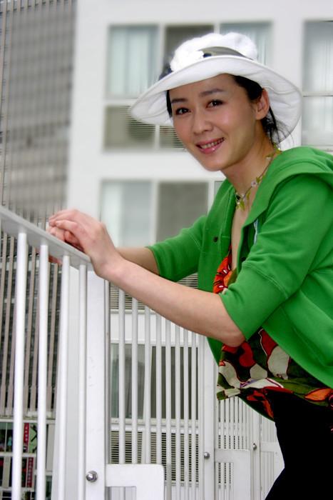 回顾李琳一婚嫁名导人财两空再婚奥运冠军李大双51岁被宠成公主