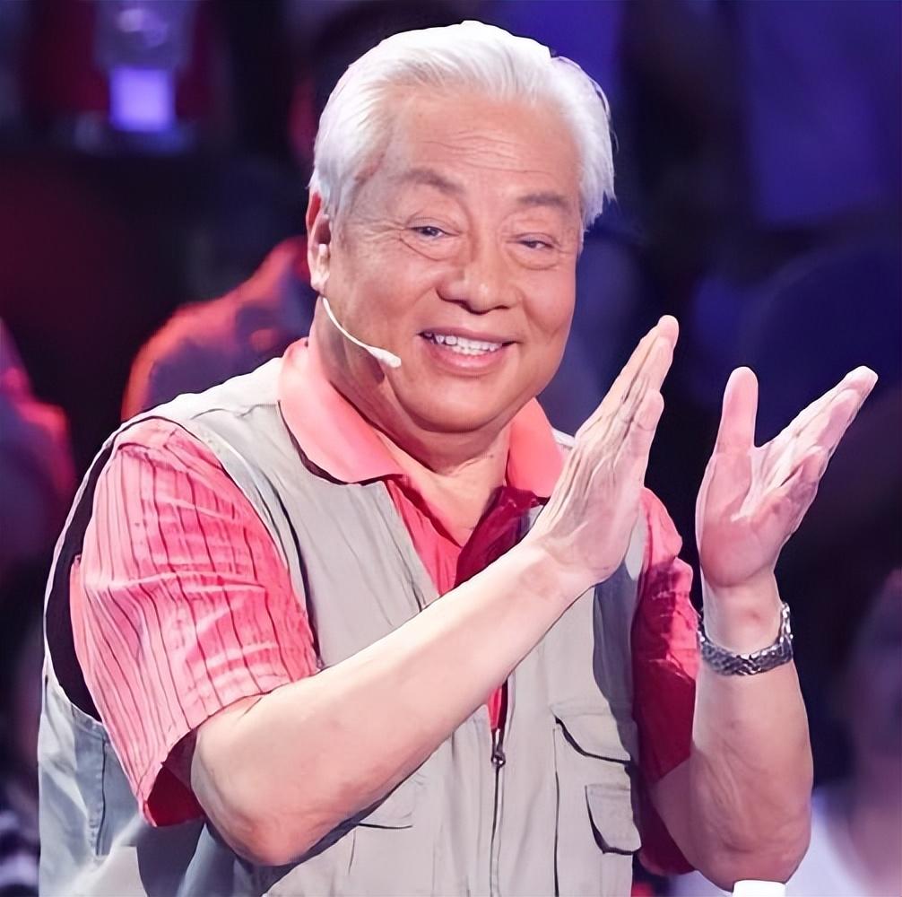 回顾朱龙广把妻子宠成女儿结婚50年没让她做过饭幸福美满