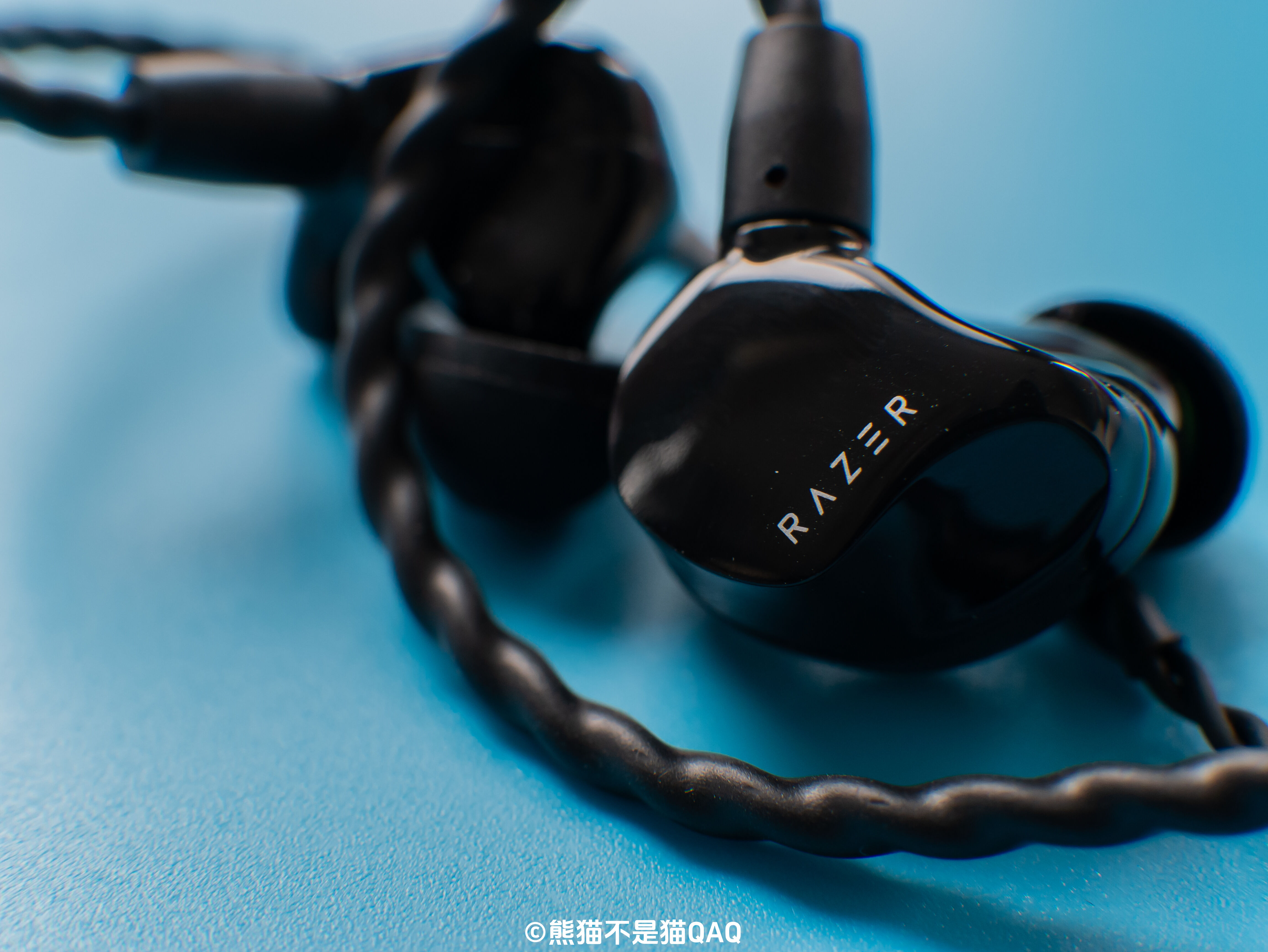 hifi级监听为发烧友而生razer雷蛇虎鳗入耳式监听hifi耳机