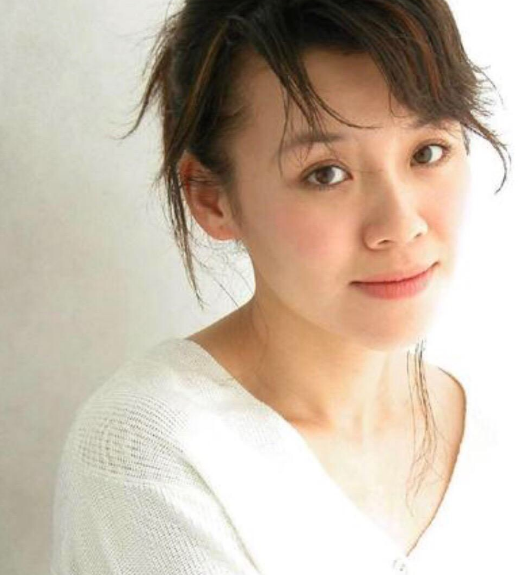 回顾刘琳被名导抛弃险抑郁如今嫁给普通人被公婆宠成宝
