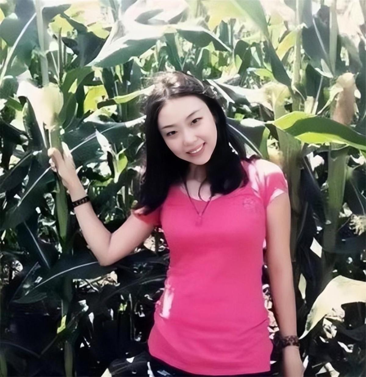 回顾濮存昕女儿濮方倒贴50万下嫁到东北农村被丈夫宠成公主