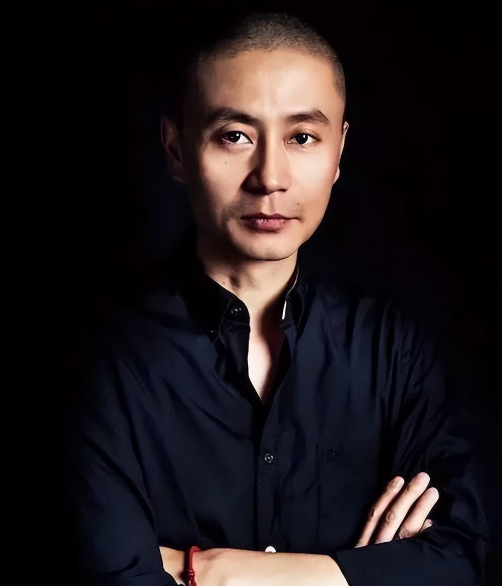 回顾岳旸29岁入行苦熬18年终靠小人物出名孔笙和王凯是贵人