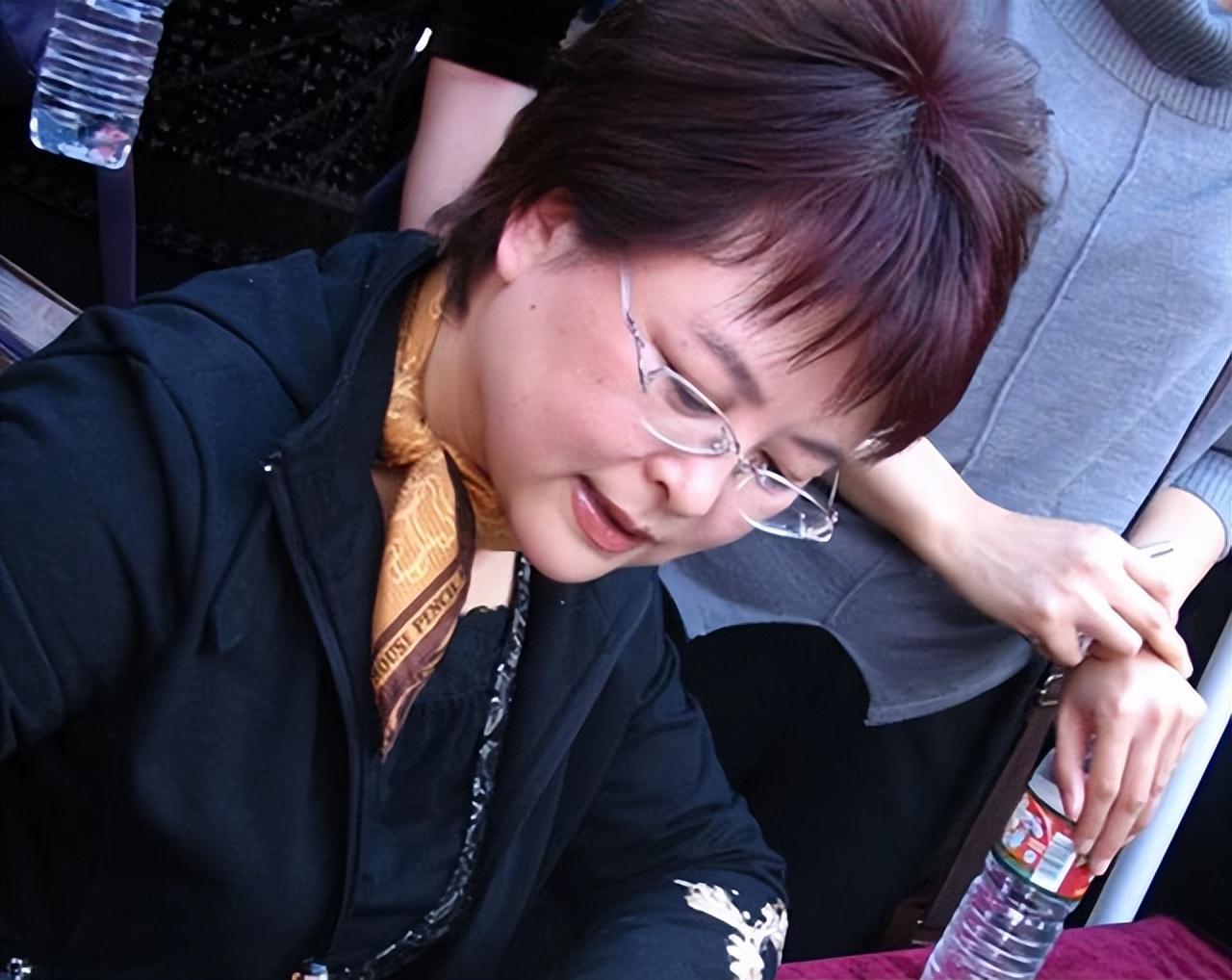 回顾肖晓琳退休5个月在美国儿子家死去临终26字遗言太深刻