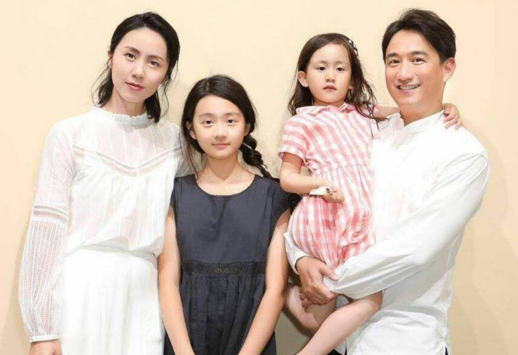 回顾好爸爸黄磊半个娱乐圈的老师与孙莉从校园走到如今