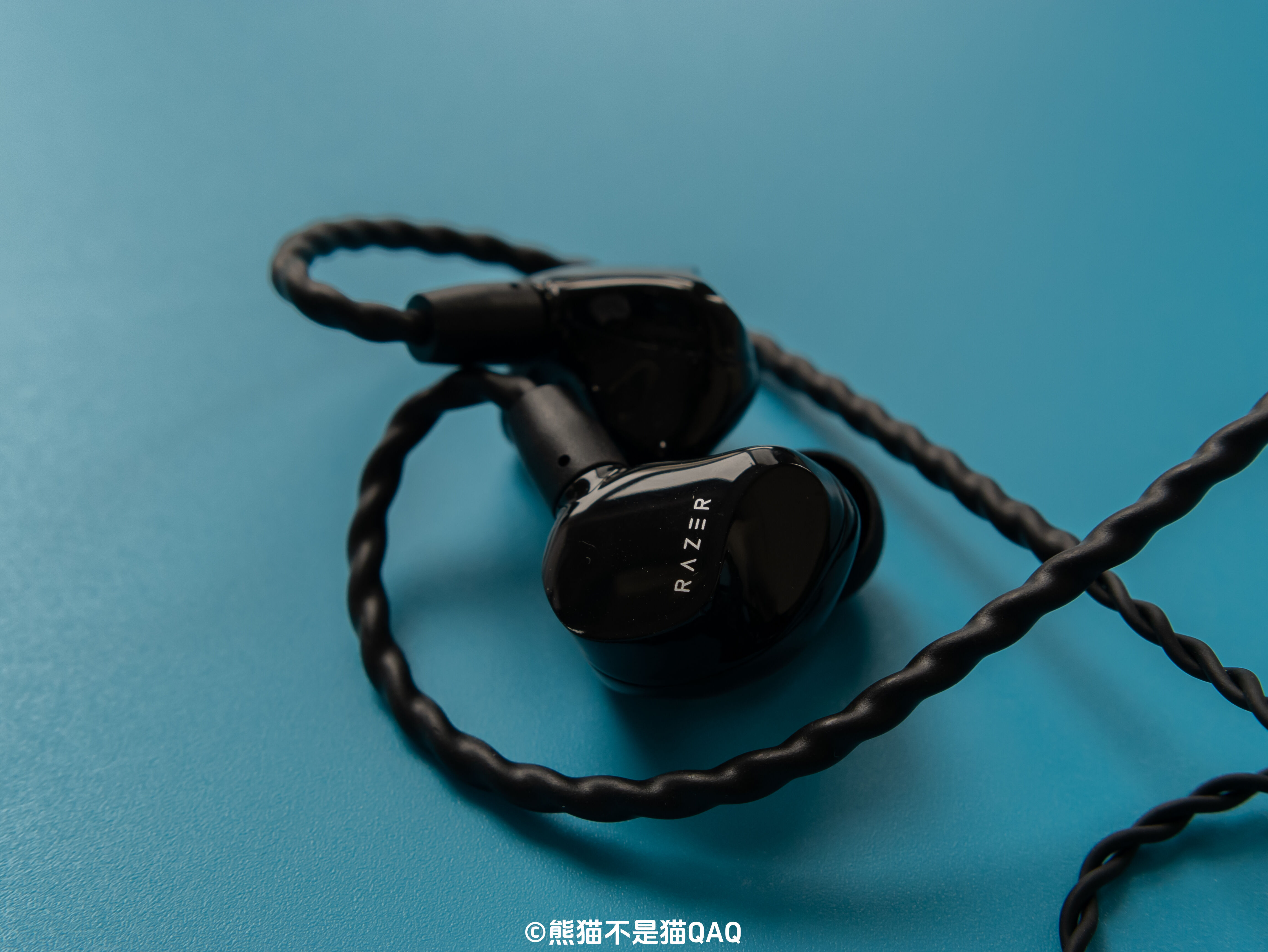 hifi级监听为发烧友而生razer雷蛇虎鳗入耳式监听hifi耳机