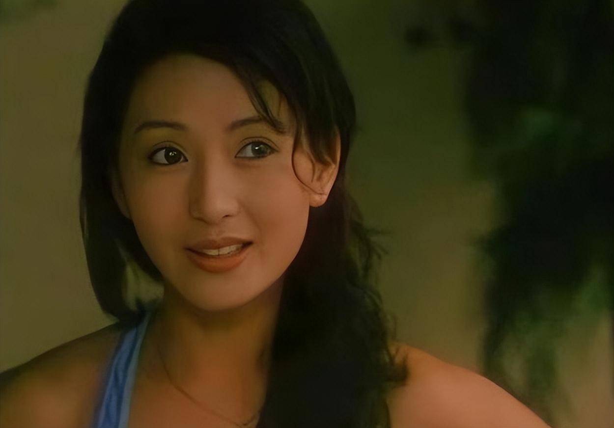 回顾苦命的香妃刘丹28岁车祸去世父亲殉职哥哥得癌症