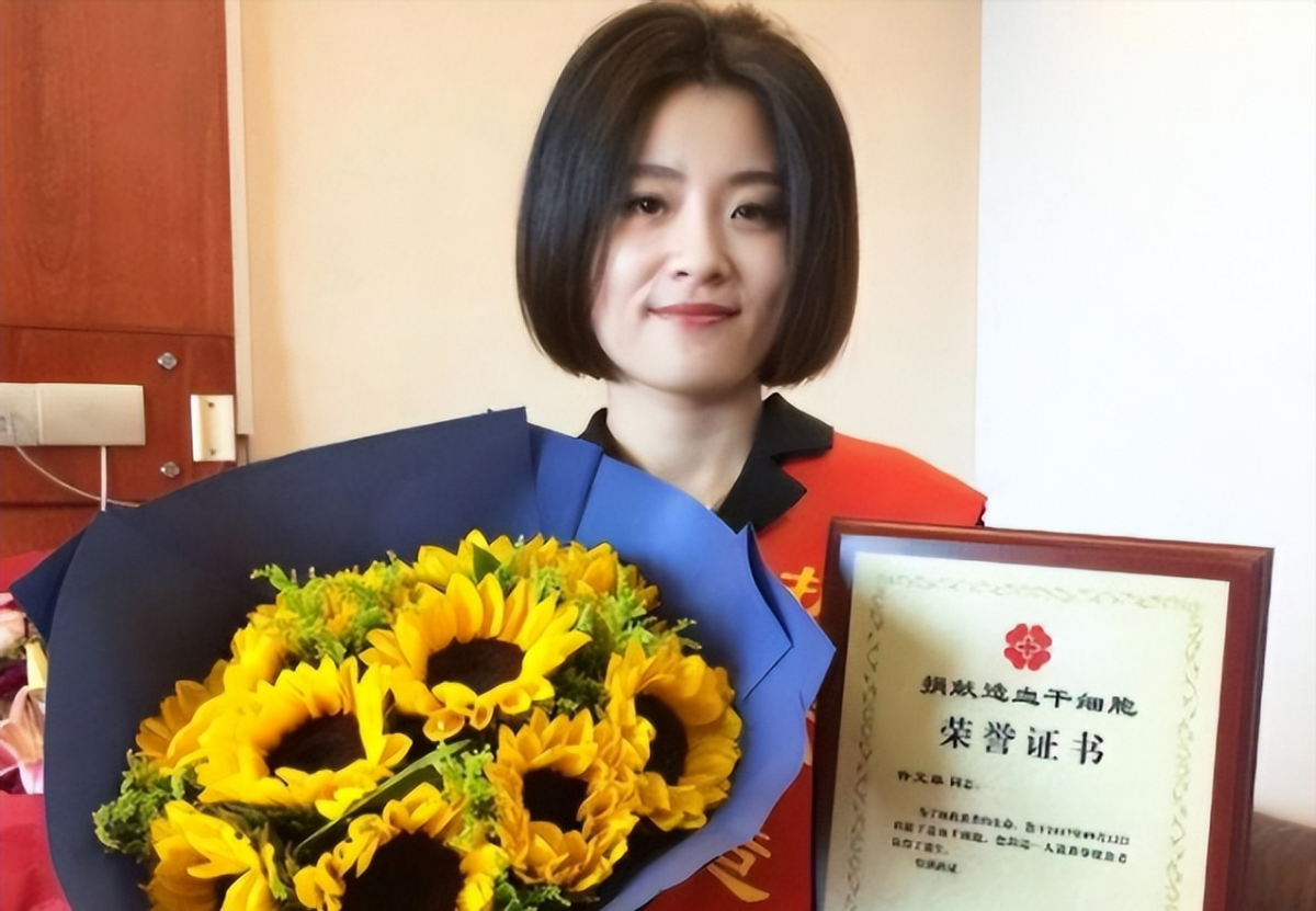 岁月流转,当许艾菲与那个曾经濒临生死边缘的男孩重逢时,一句