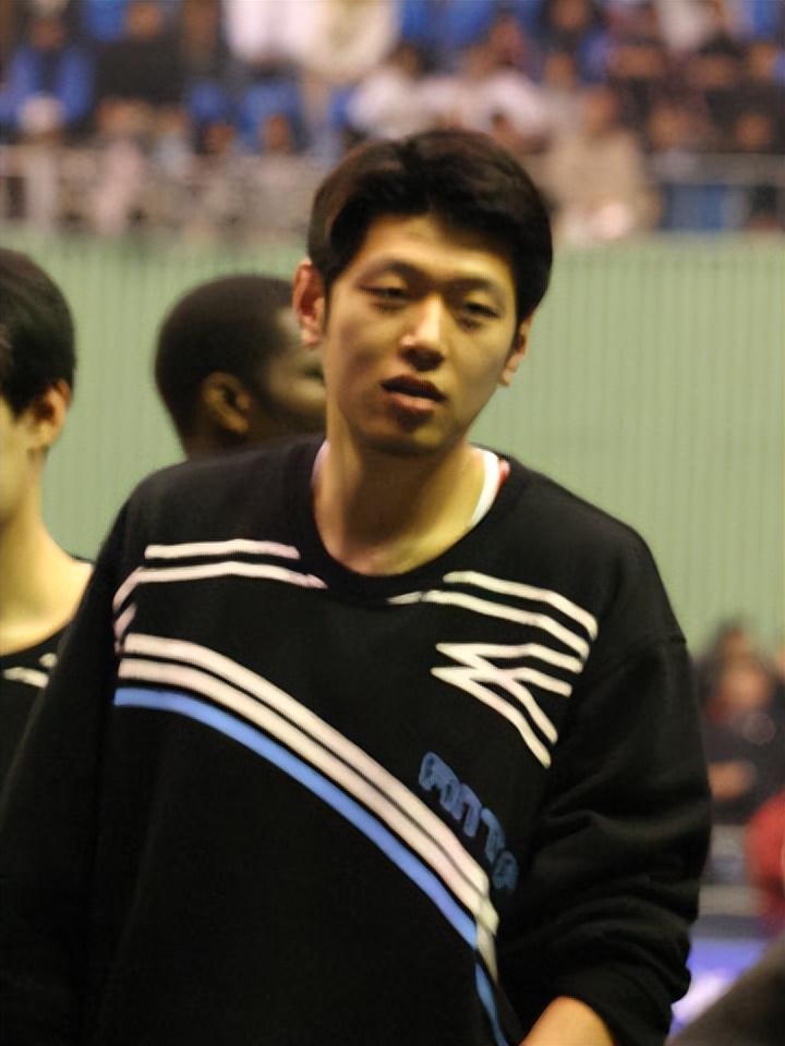 回顾莫科27岁结婚婚后5个月妻子离世再婚和妻子照顾前妻父母