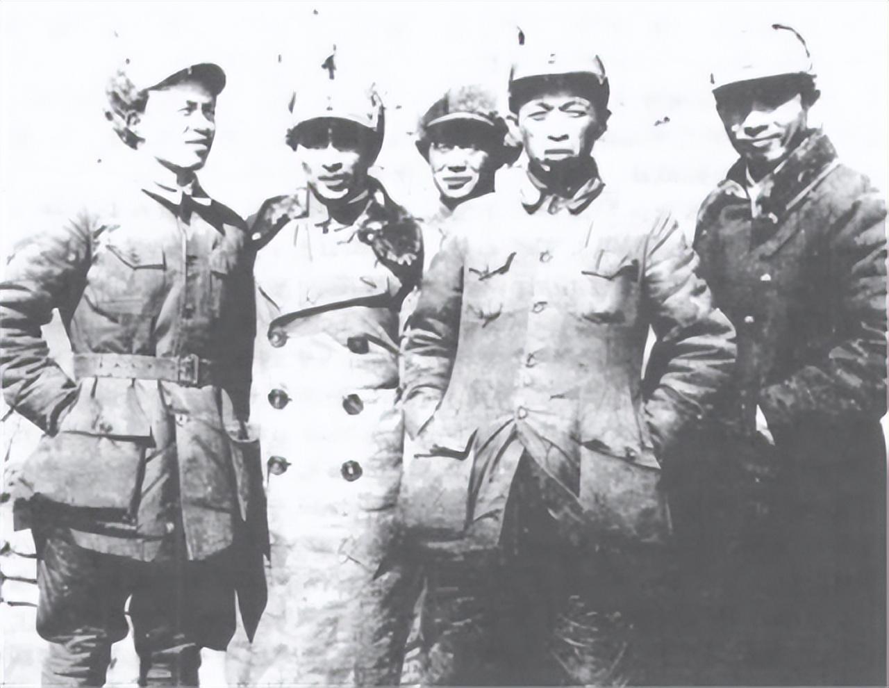 1984年粟裕病逝妻子携骨灰到南京王必成为何因此对张文碧发火