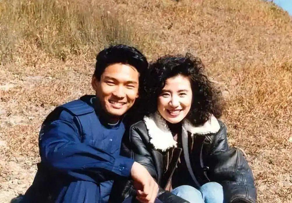 杜德伟与吴君如周汶锜谈情说爱最终却选择平凡另一半