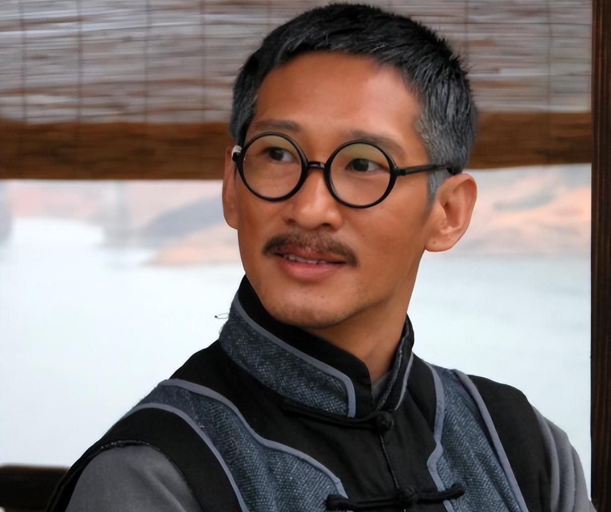 国家一级演员演了31年配角后凭破冰行动大毒枭火出圈