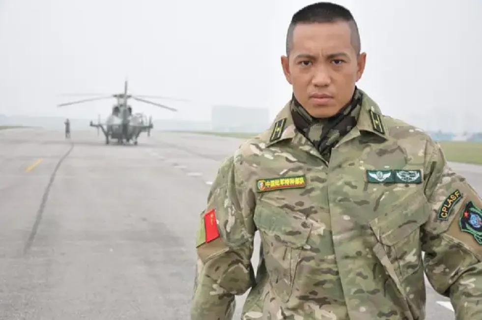 "谷智鑫虽然想演师哥的剧,但又不好意思用师兄弟的关系"绑架"刘猛,他