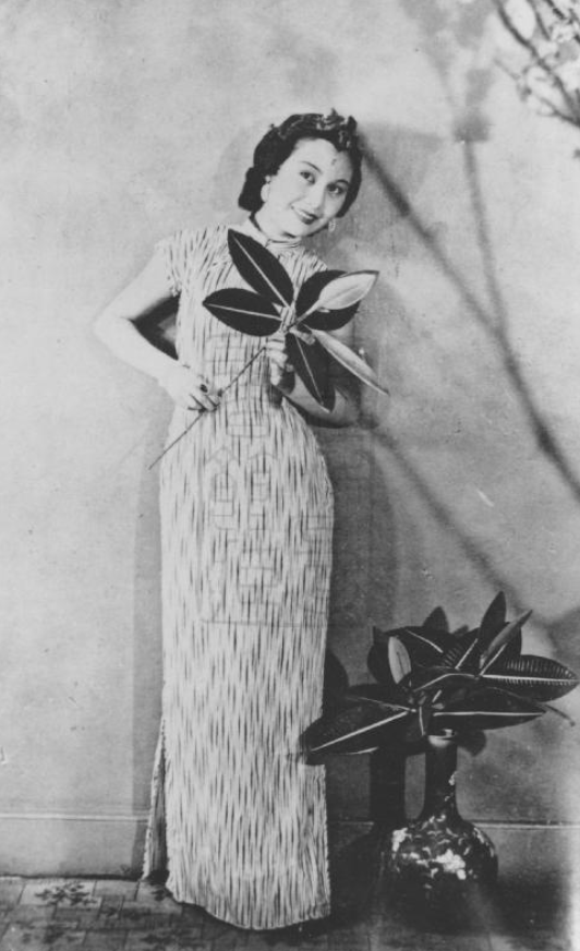 回顾艺术家白杨41年婚姻催人泪下老伴离世5年后她追随他而去