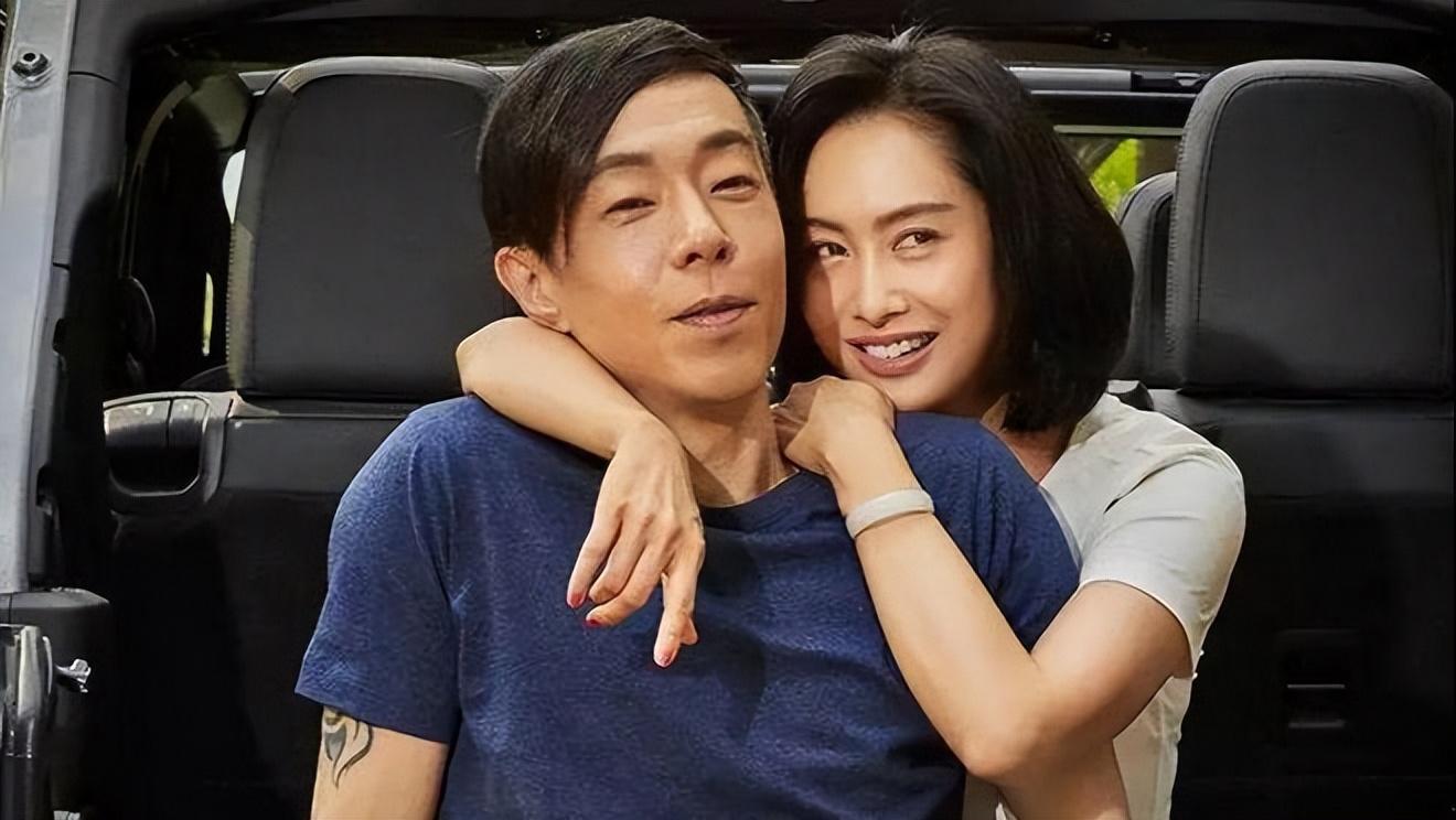 回顾52岁朱茵现状住深山残屋开97年破车活成娱乐圈李子柒