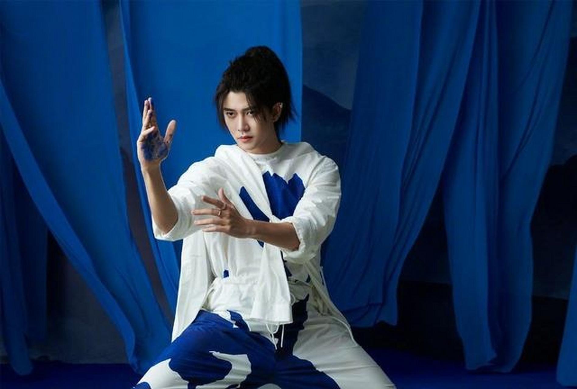 回顾任嘉伦即使一辈子不红也不抛弃陪伴了我11年的妻子聂欢