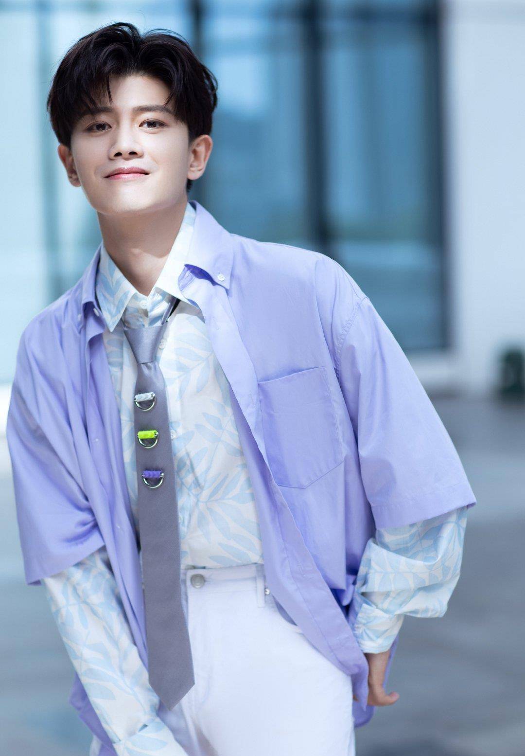 回顾任嘉伦即使一辈子不红也不抛弃陪伴了我11年的妻子聂欢