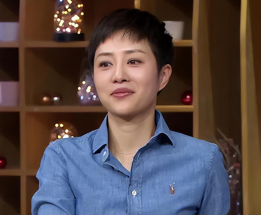 回顾演员张龄心谈16年师生恋生子被宠上天事业爱情两丰收