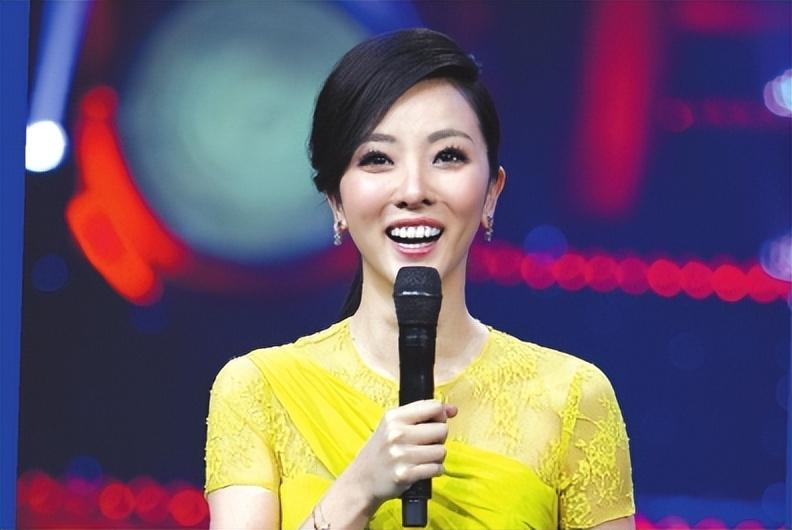 而高远那边,和李思思相处了很长时间,却一直不敢表白,倒是哥们催促了