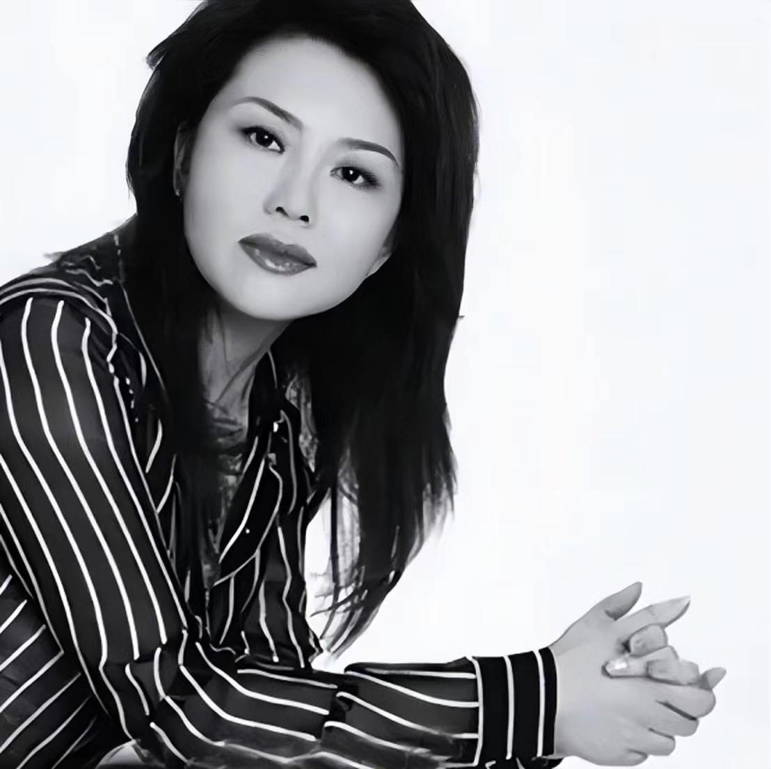 回顾央视方静一生未婚44岁客死异乡年迈父母的眼泪至今未干