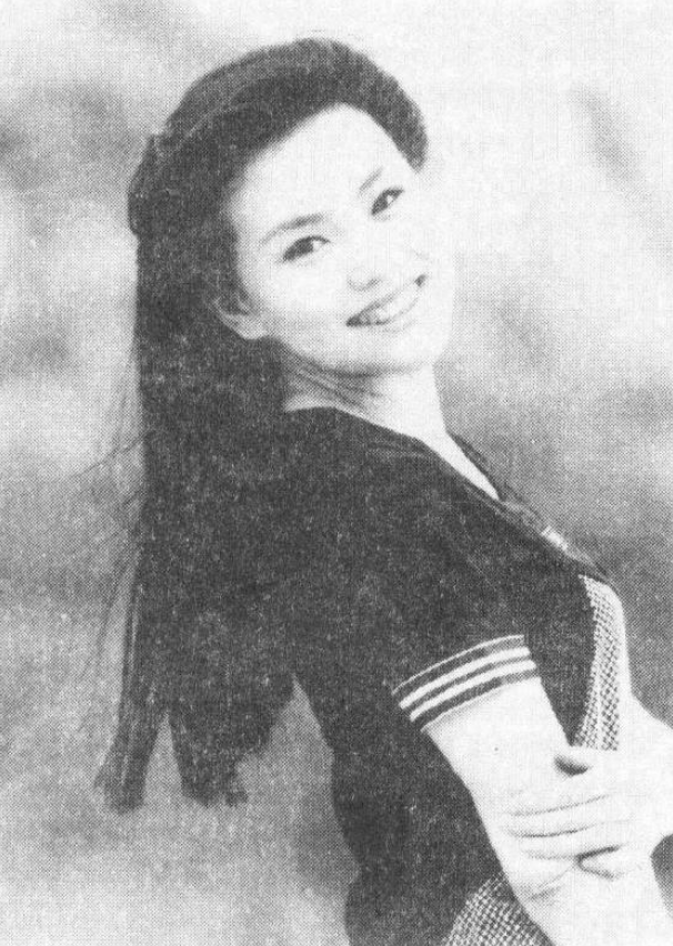 回顾央视方静一生未婚44岁客死异乡年迈父母的眼泪至今未干