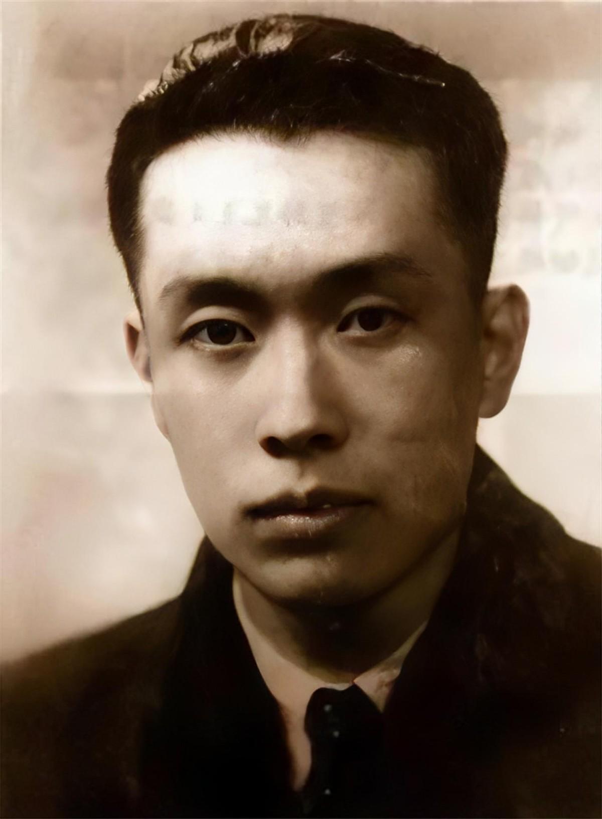 回顾周璇30年代当红女星3段婚恋无疾而终37岁死于精神病院