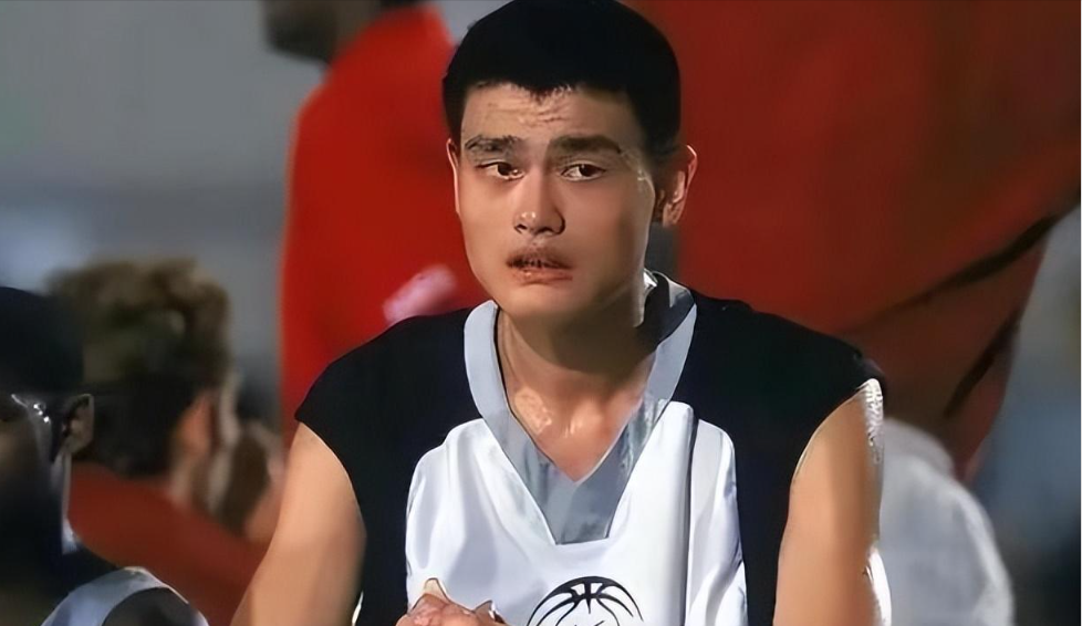 回顾姚明女儿又胖了14岁身高190体重近190斤网友这谁敢娶