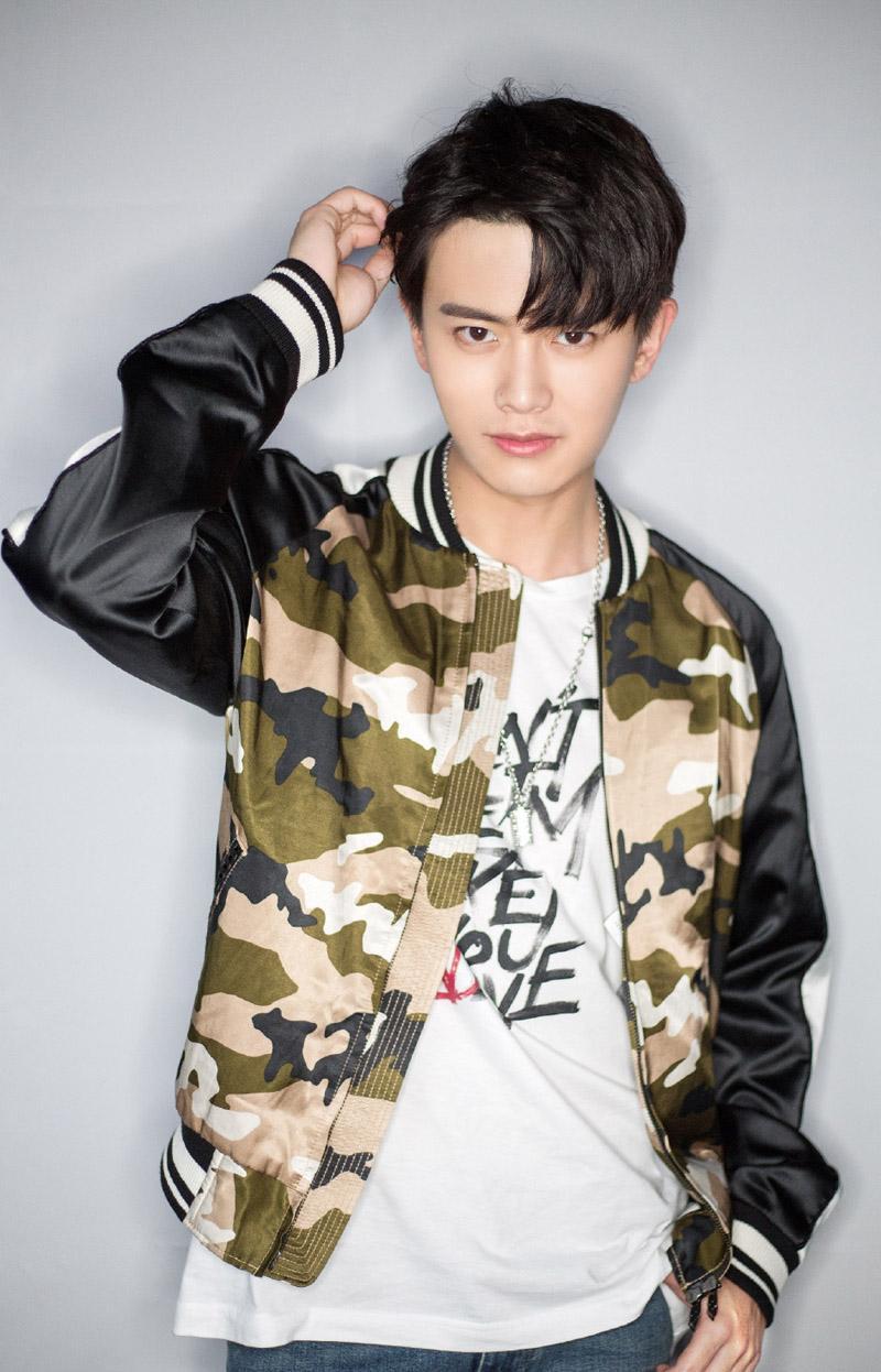 回顾任嘉伦即使一辈子不红也不抛弃陪伴了我11年的妻子聂欢