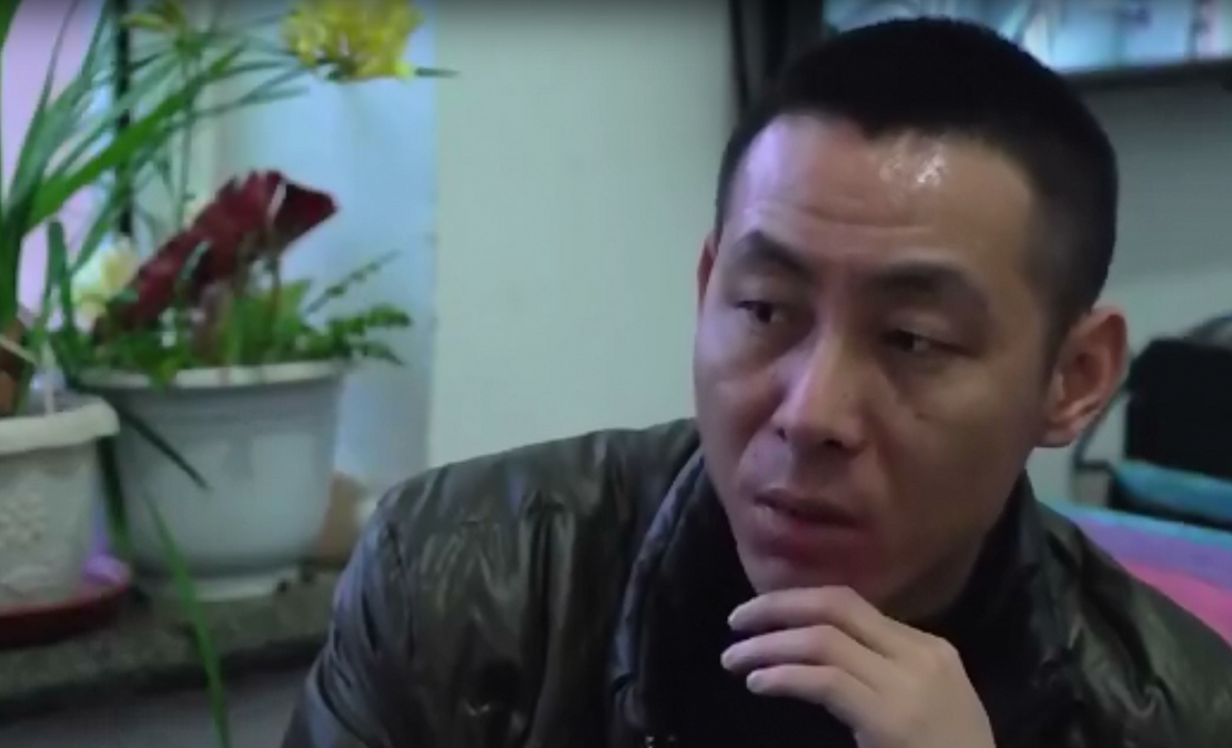 回顾接尸人王亮护身符贴身两年接尸2000具最怕半夜工作