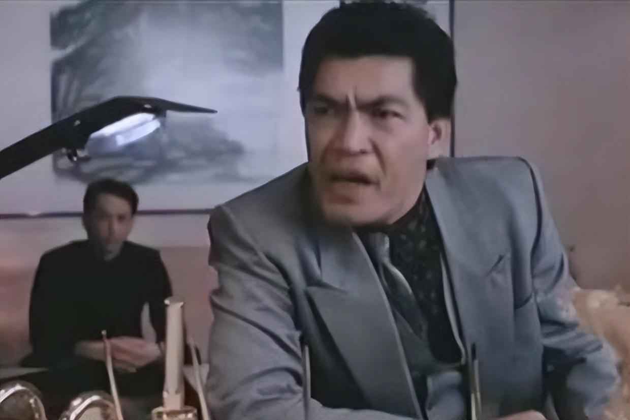 回顾大傻成奎安逝世后两房太太处境各不相同小儿子沦落街头