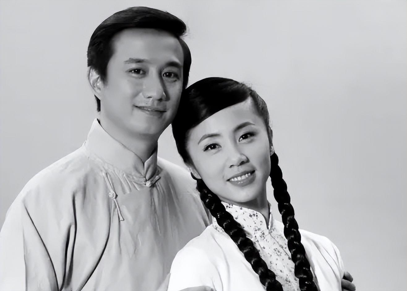 回顾"好爸爸"黄磊:半个娱乐圈的老师,与孙莉从校园走到如今