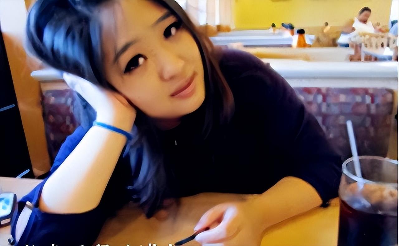 回顾李思:父亲是李连杰,母亲是黄秋燕,我却流浪了整整15年