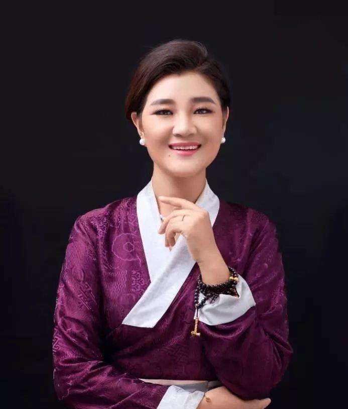 回顾降央卓玛被刀郎告上法庭和婆婆处成母女明目张胆帮娘家