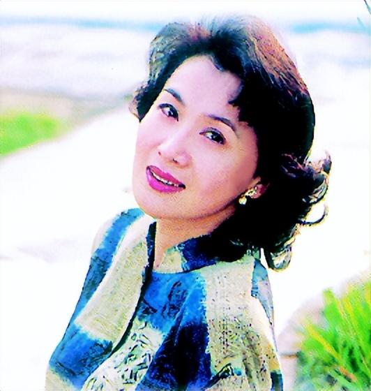 回顾国家一级演员李媛媛:为产子拒绝治癌,离世后丈夫