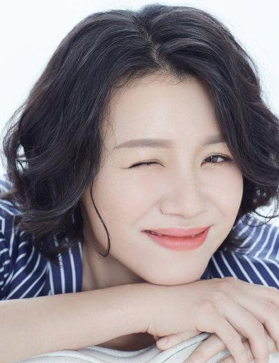 回顾刘琳被名导抛弃险抑郁如今嫁给普通人被公婆宠成宝