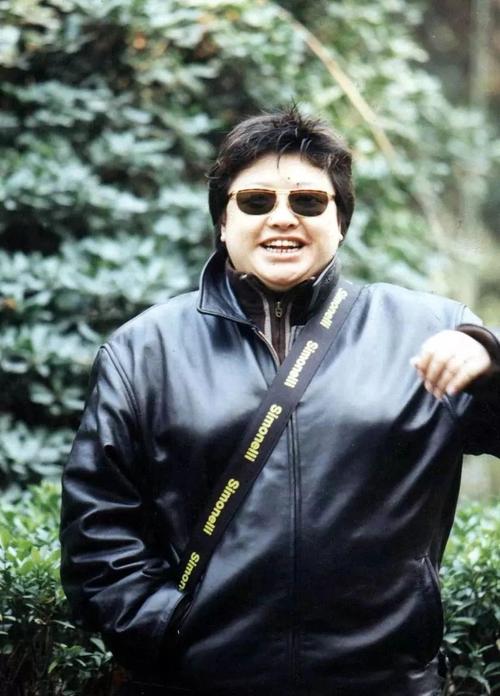 回顾韩红行善不求回报收养280多个孤儿捐款捐到倾家荡产