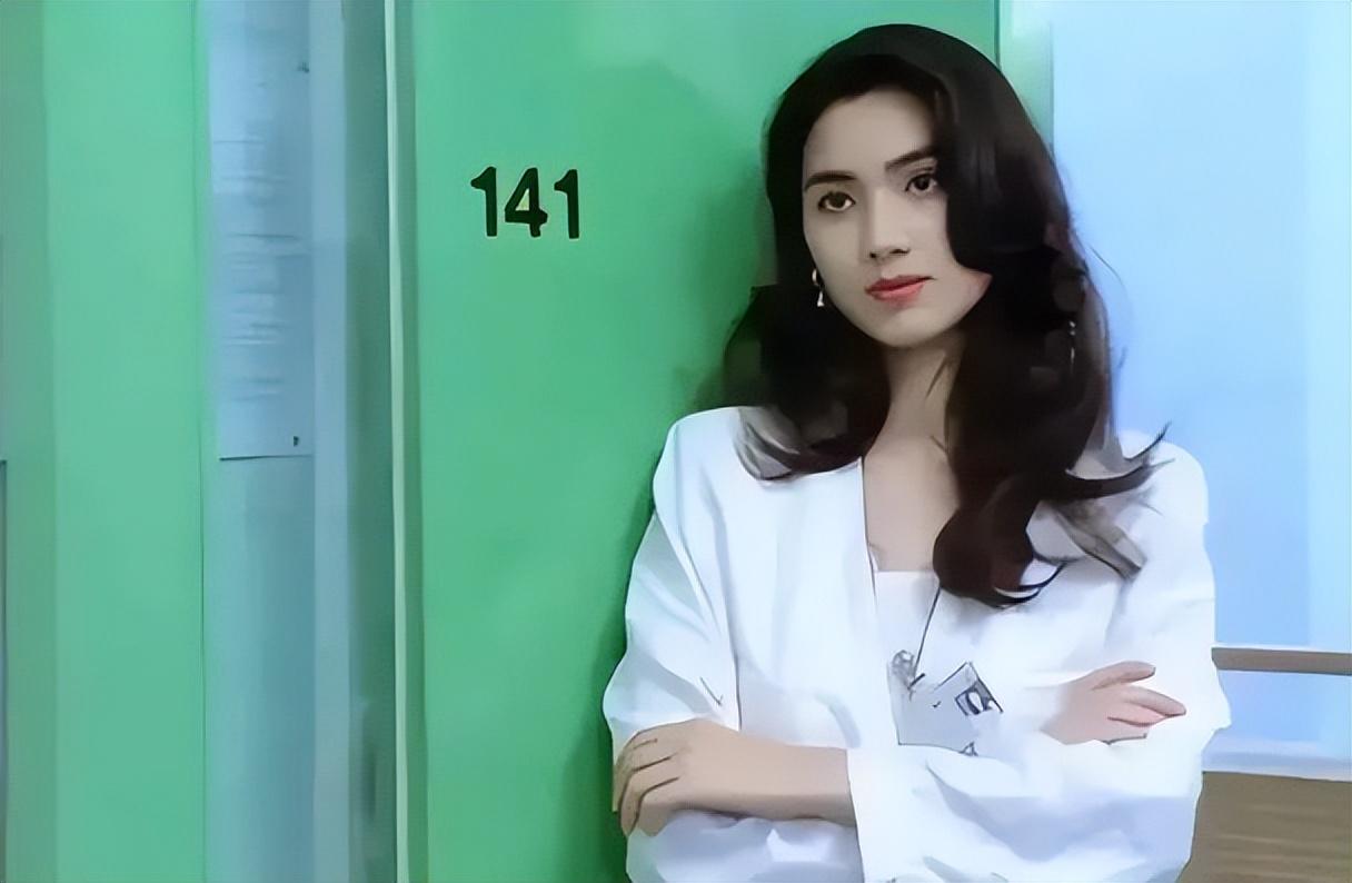 洪欣婚姻沦为尘埃深蕴心酸与愤怒